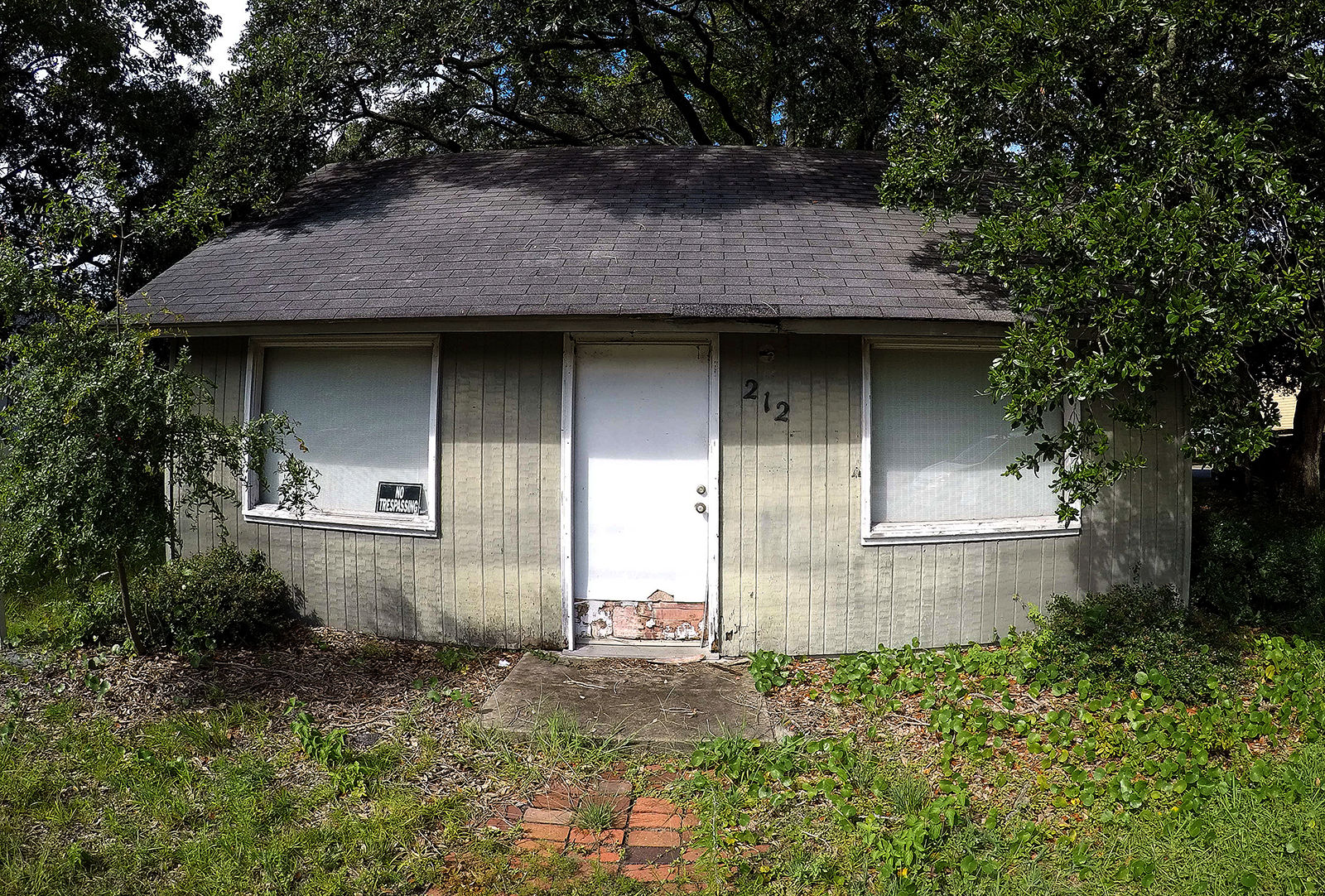 0803surfside lot_JM02.JPG
